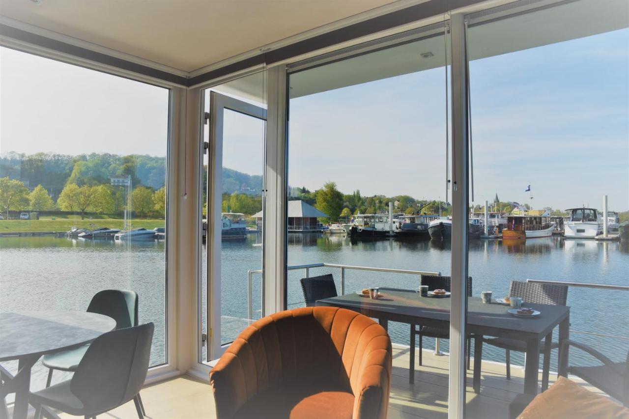 Houseboat Martinique Maastricht